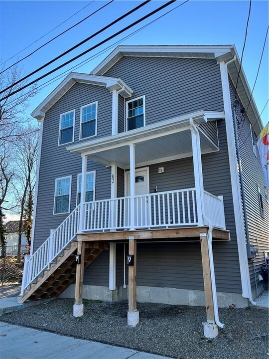 62 Chester Ave-Unit -2 in Providence, RI - Building Photo