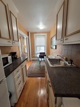 118 Riverway, Unit 15 in Boston, MA - Building Photo - Building Photo