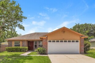 3183 Olde Sutton Parke Dr in Orange Park, FL - Building Photo