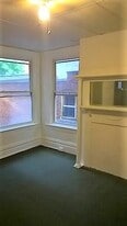 156 Robinson St in Pittsburgh, PA - Building Photo