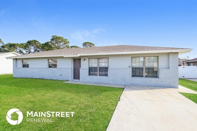 property at 674 Altamira St NW