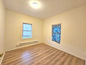 6 Frederick Ct in Waterbury, CT - Building Photo - Building Photo