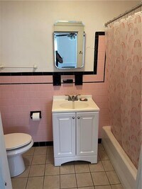 661 Providence St - 6