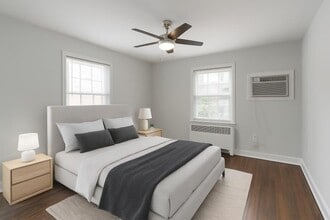 Pleasant Valley Apartments in Moorestown, NJ - Building Photo - Building Photo