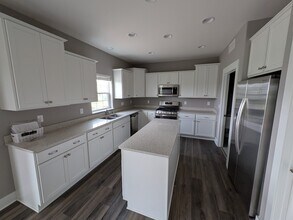 1520 Foxwood Pass in Oconomowoc, WI - Building Photo - Building Photo