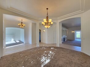 1200 W Canyon Lakes Dr in Kennewick, WA - Building Photo - Building Photo