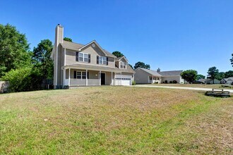 134 Lawndale Ln in Sneads Ferry, NC - Building Photo - Building Photo