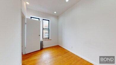 214 First Avenue in Manhattan, NY - Building Photo - Building Photo
