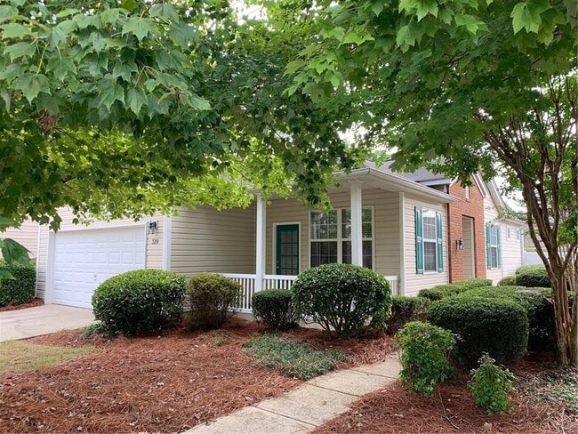 320 Harmony Ct in Alpharetta, GA - Building Photo - Building Photo