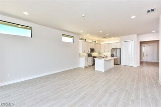 15241 Cortona Wy in Ft. Myers, FL - Building Photo - Building Photo