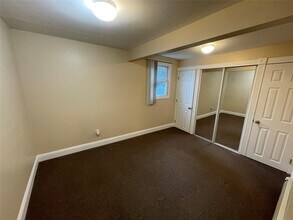 128 15th St in West Babylon, NY - Building Photo - Building Photo