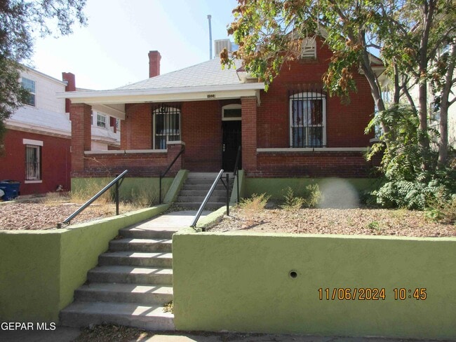 property at 1024 Upson Dr