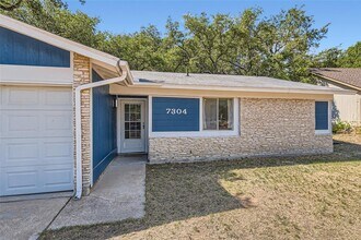 7304 Loganberry Dr in Austin, TX - Building Photo - Building Photo