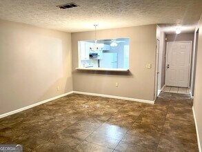 216 Sheraton Ct in Mcdonough, GA - Building Photo - Building Photo