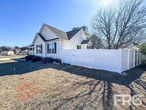 2104 Beauvoir Ct in Greenville, NC - Building Photo - Building Photo