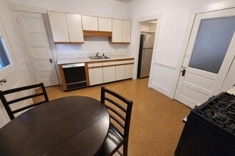 96 Winthrop Rd in Brookline, MA - Building Photo - Building Photo