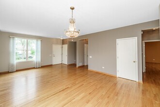 12960 Big Horn Dr in Huntley, IL - Building Photo - Building Photo