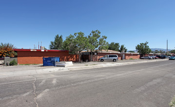 3409-3437 Ross Ave SE in Albuquerque, NM - Building Photo - Building Photo