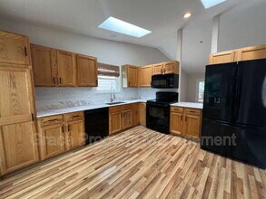 1981 E 135th Pl in Thornton, CO - Foto de edificio - Building Photo