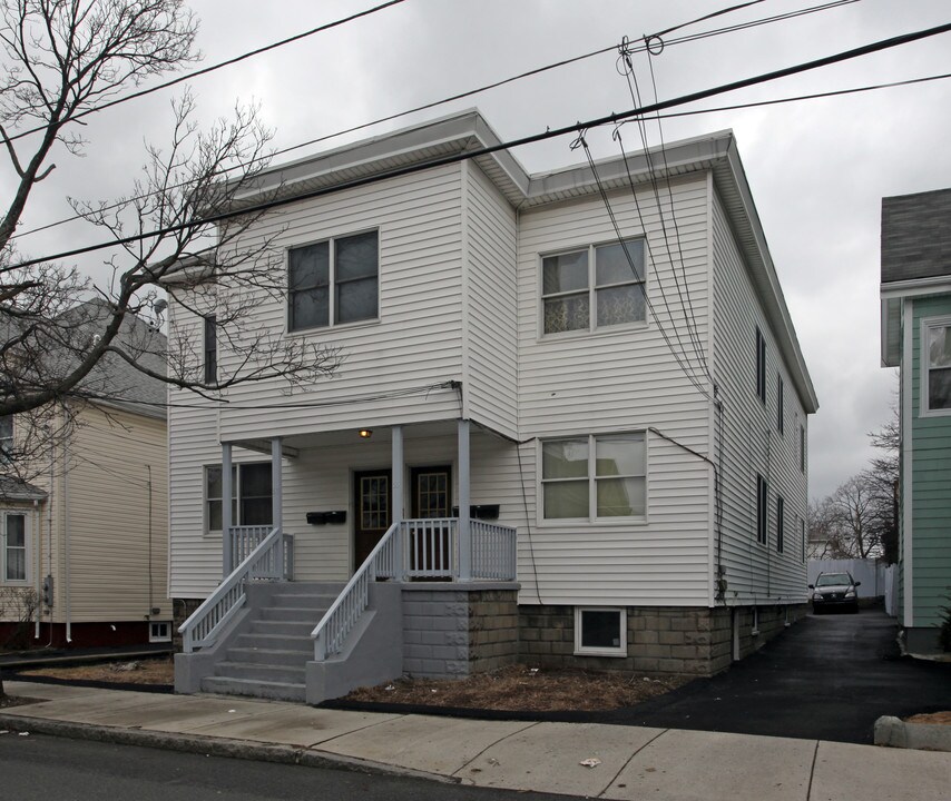 55 Irving St in Everett, MA - Building Photo