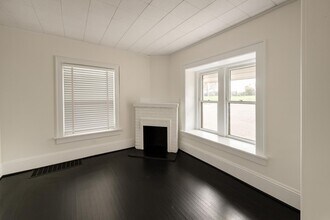 159 Oak Park Dr in Akron, OH - Building Photo - Building Photo