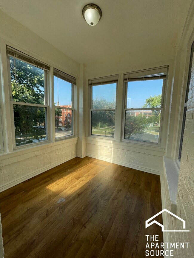 1544 W Birchwood Ave in Chicago, IL - Building Photo - Building Photo