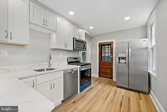 428 Brookhurst Ave in Penn Valley, PA - Building Photo - Building Photo