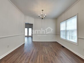 815 Brookhannah Ct in Fuquay Varina, NC - Building Photo - Building Photo