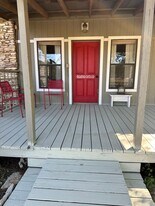 1441 Gatlin Creek Rd in Dripping Springs, TX - Building Photo