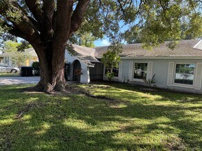 12715 Montana Woods Ln in Orlando, FL - Building Photo - Building Photo