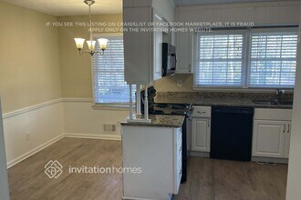 5281 Shallow Wood Ln in Douglasville, GA - Foto de edificio - Building Photo