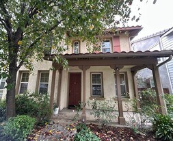 25971 Newport Ave in Loma Linda, CA - Building Photo