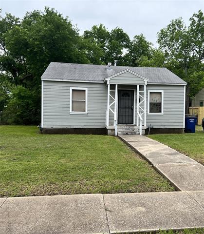 property at 2918 Bardwell Ave