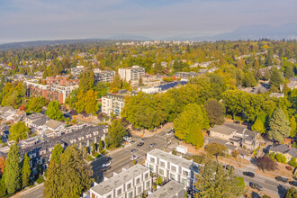 Shannon Mews & Apartments Phase II in Vancouver, BC - Building Photo - Building Photo