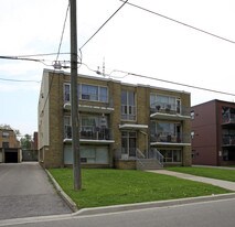 31 Meadowbrook Rd Apartments