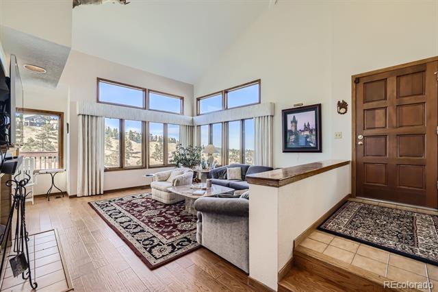 752 Chimney Creek Dr in Golden, CO - Building Photo