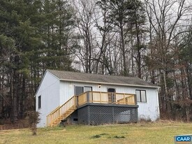 120 Riverfield Farm Ln in Faber, VA - Building Photo