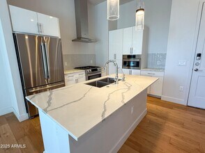 3131 N Central Ave in Phoenix, AZ - Building Photo - Building Photo