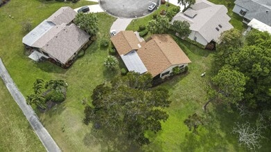 5569 Glen Abbey Ct in Delray Beach, FL - Building Photo - Building Photo