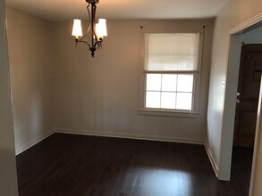 1104 Pinckney Ave in Leesville, LA - Building Photo - Building Photo