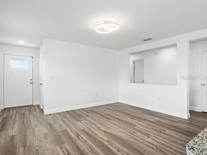 212 Miles Ct in Davenport, FL - Building Photo - Building Photo