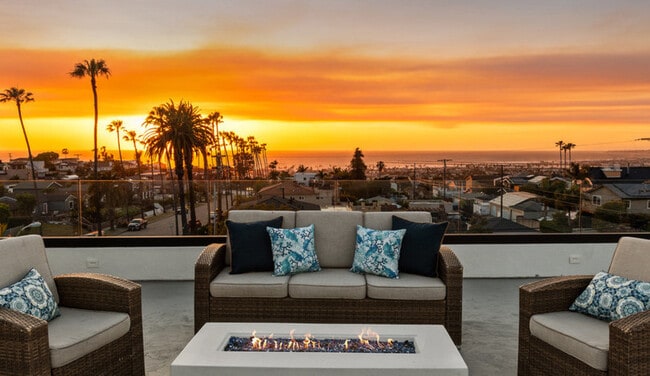4386 Newport Ave in San Diego, CA - Building Photo - Building Photo