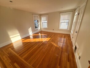 17 Upham St in Malden, MA - Building Photo - Building Photo