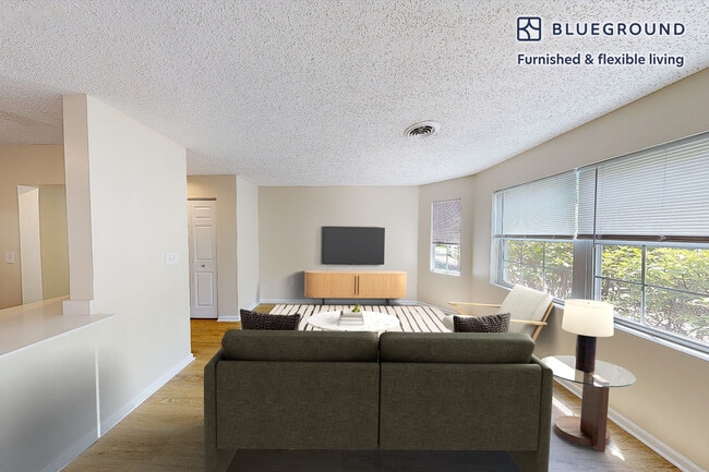 1 Arboretum Way in Burlington, MA - Building Photo - Building Photo