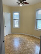 4 Glade Ave, Unit 3 in Boston, MA - Building Photo - Building Photo