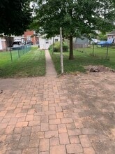 223 N Hellertown Ave in Quakertown, PA - Building Photo - Building Photo