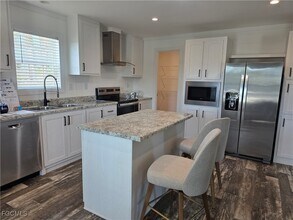 7 Birch Blvd in Ft. Myers, FL - Building Photo - Building Photo