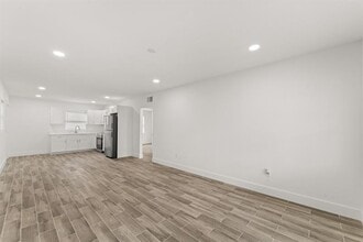 602 S 13th St in Fort Pierce, FL - Building Photo - Building Photo