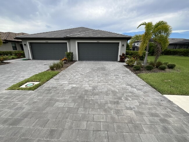 property at 14001 Pine Lodge Ln