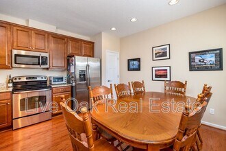 8380 Highland St in Norfolk, VA - Building Photo - Building Photo